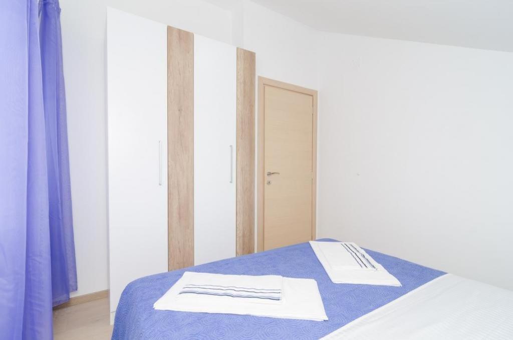 Apartments Marmo مْليني الغرفة الصورة